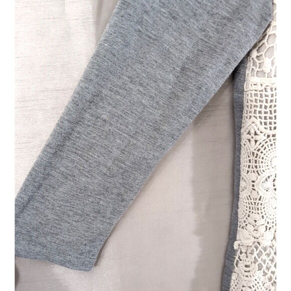 Eyeshadow Brand Women's SMALL Ivory Lace Crochet Top, Gray Long Sleeve Tee Boho - Picture 12 of 14